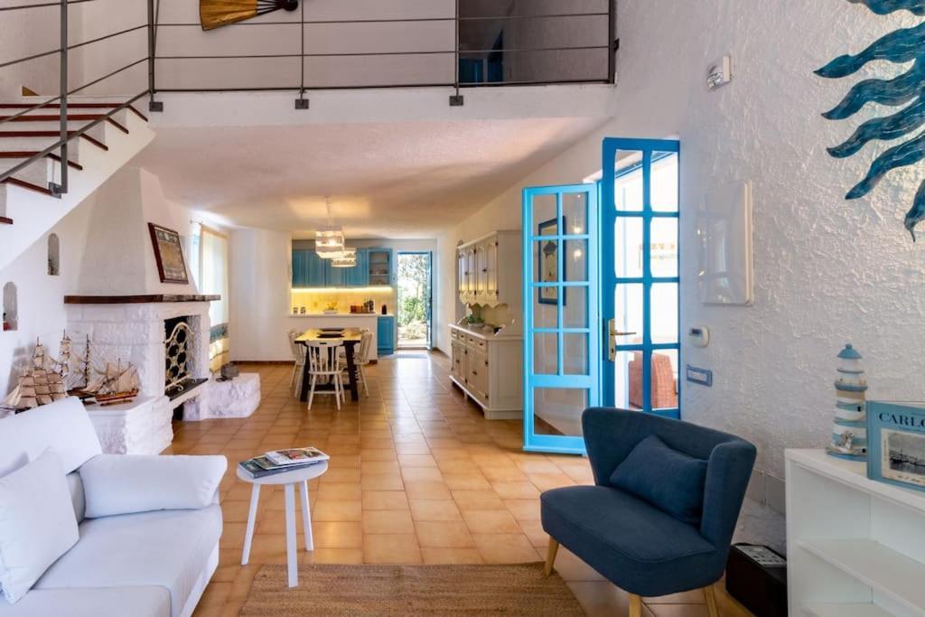 Villa Mario & Anna Carloforte *